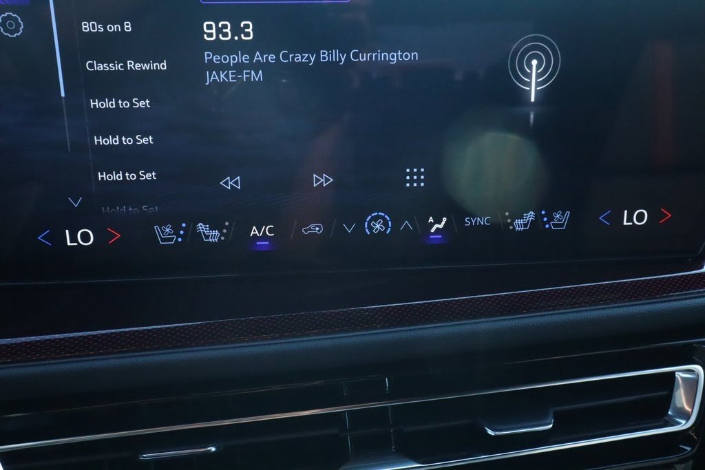 New 2026 Chevrolet Traverse RS image 8