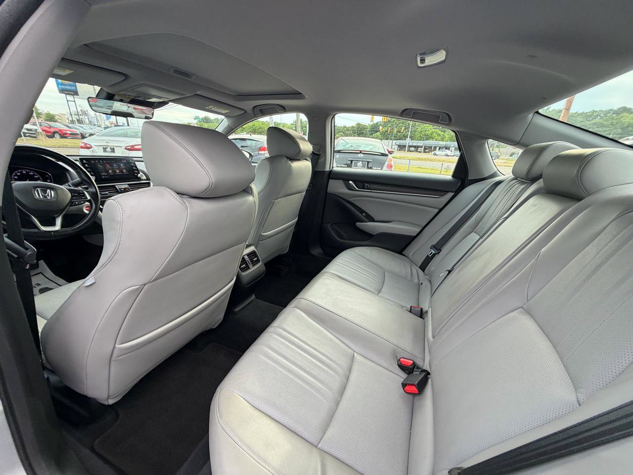 Used 2018 Honda Accord EX-L image 28
