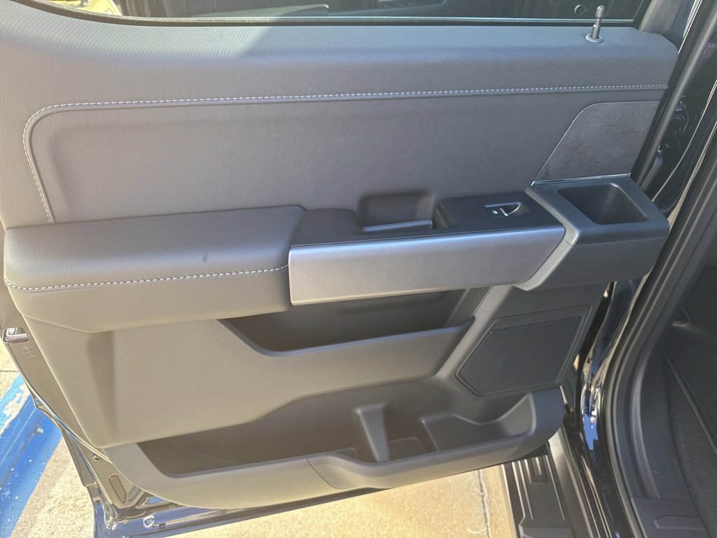 New 2025 Ford F150 XLT image 9