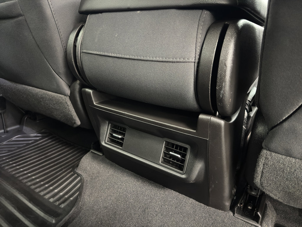 Used 2020 Chevrolet Silverado 1500 LT image 29