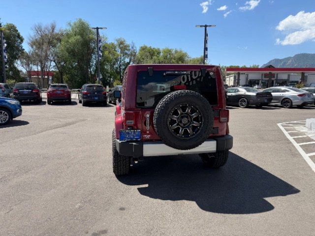 Used 2011 Jeep Wrangler Unlimited Sahara w/ Dual Top Group AWD/4WD image 7