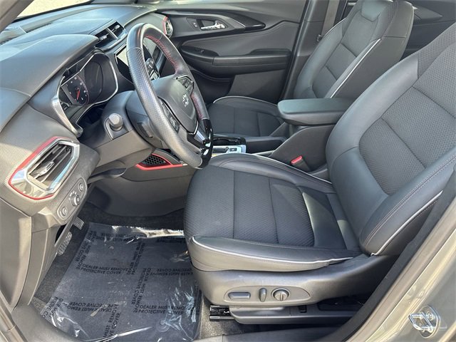 Used 2023 Chevrolet TrailBlazer RS w/ Convenience Package image 14