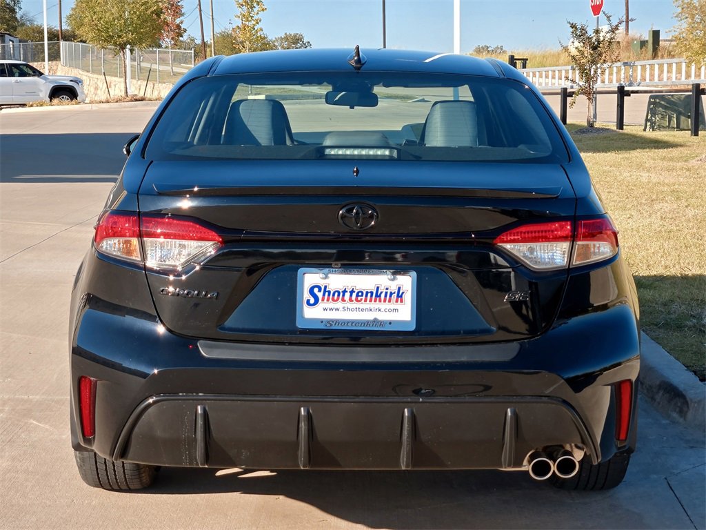 Used 2025 Toyota Corolla SE image 7
