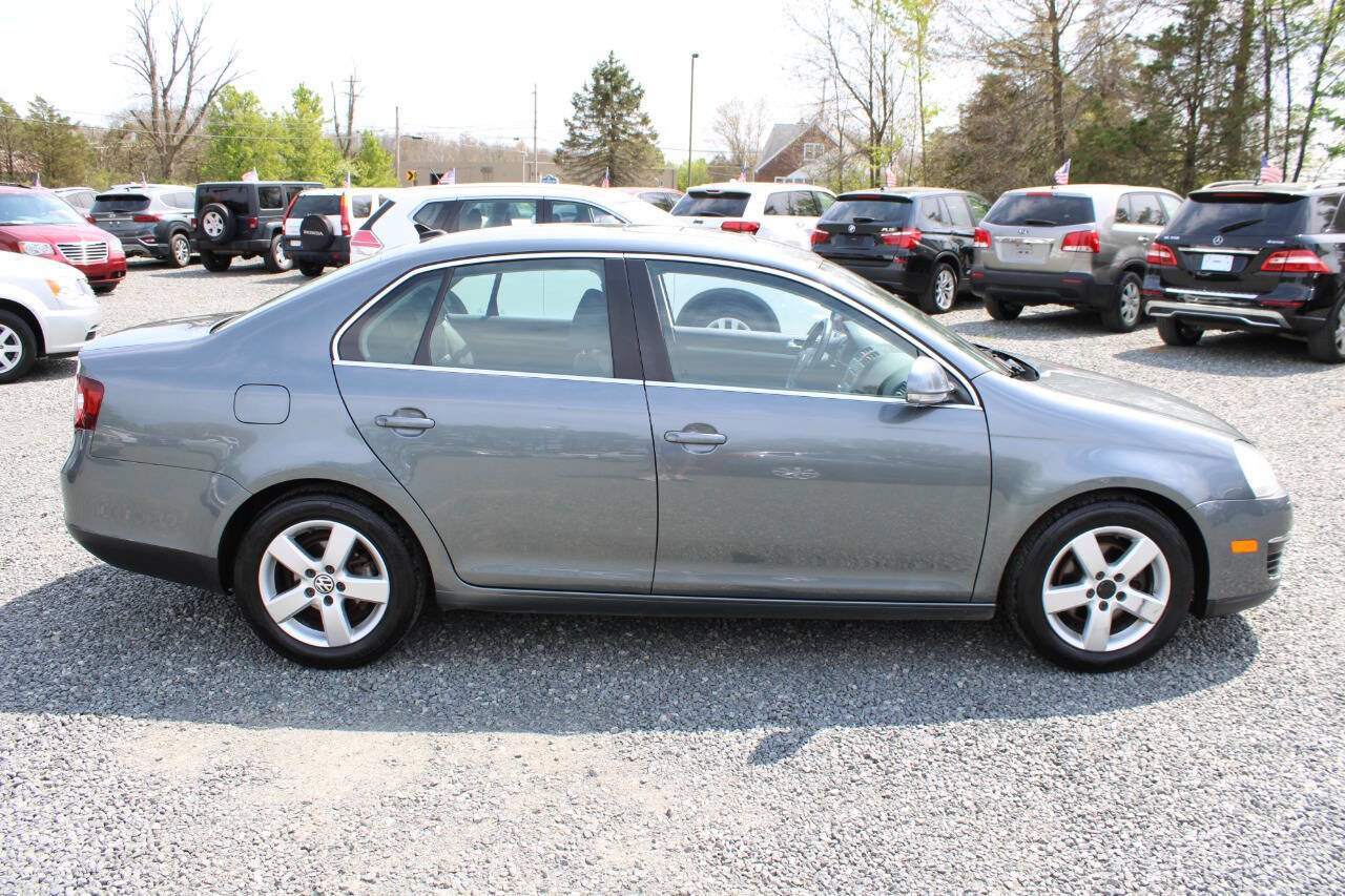 Used 2009 Volkswagen Jetta SE FWD image 6