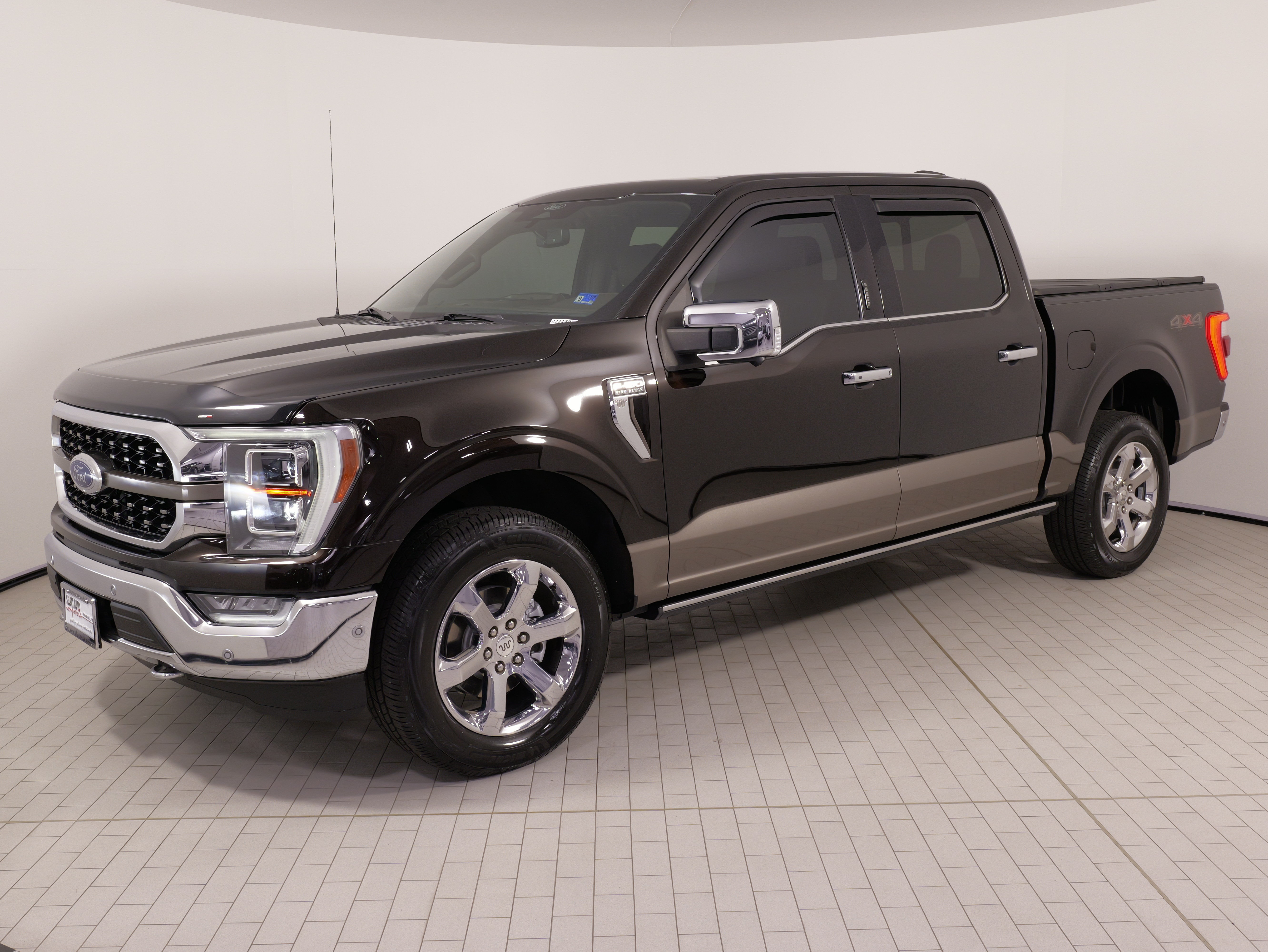 Used 2021 Ford F150 King Ranch w/ Equipment Group 601A High AWD/4WD image 3