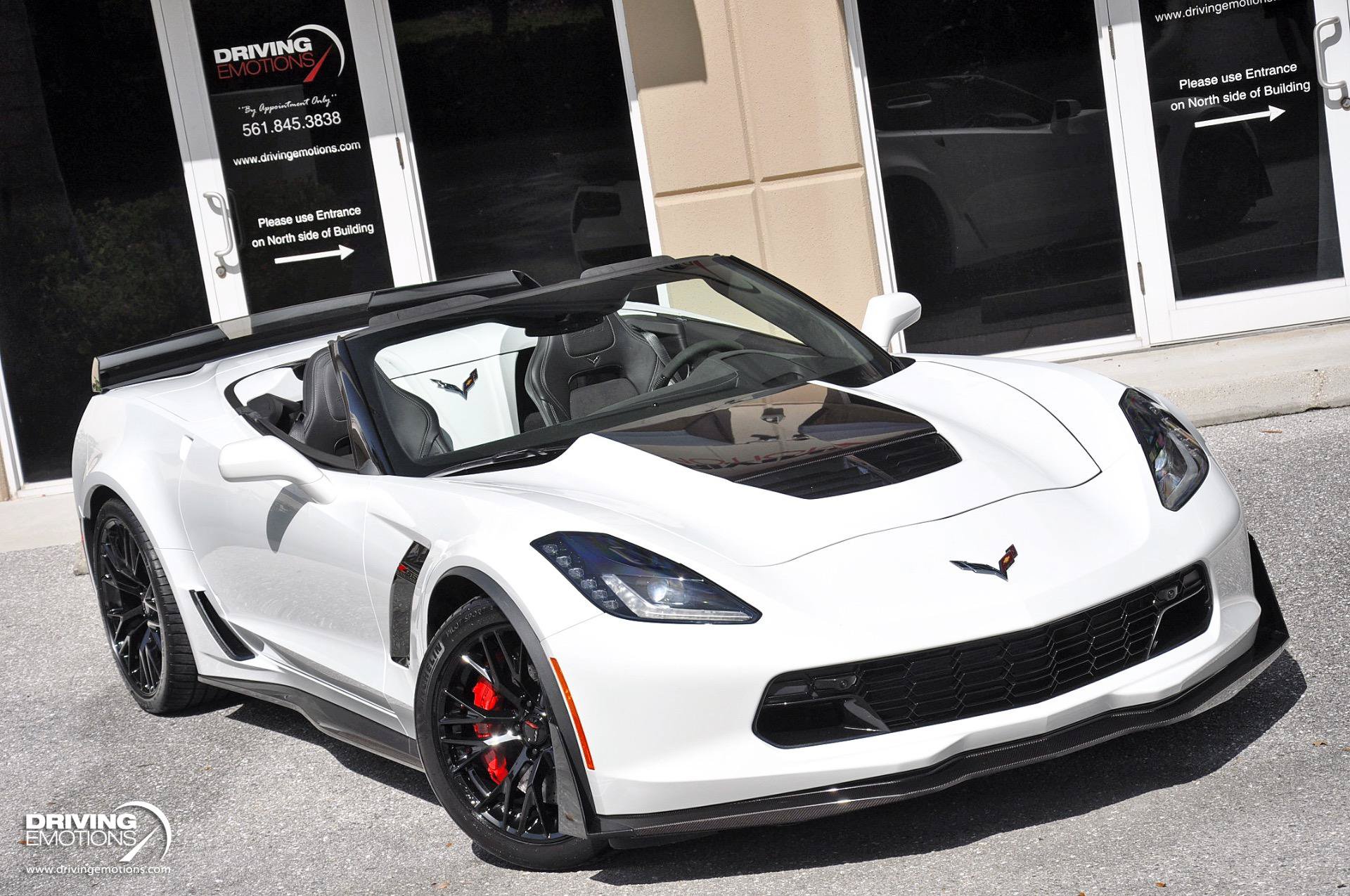 Used 2019 Chevrolet Corvette Z06 RWD image 3