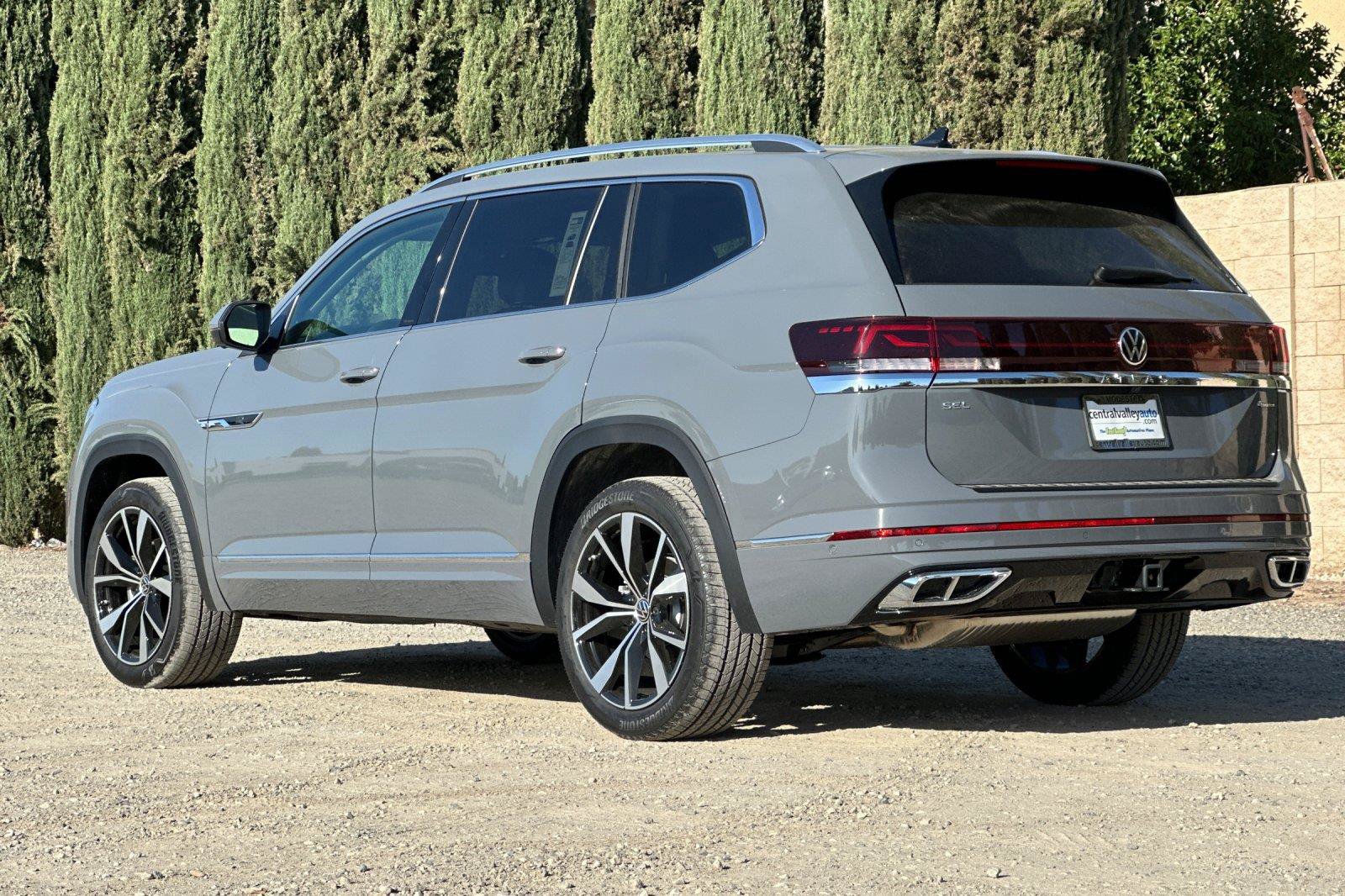 New 2026 Volkswagen Atlas SEL Premium R-Line AWD/4WD image 6