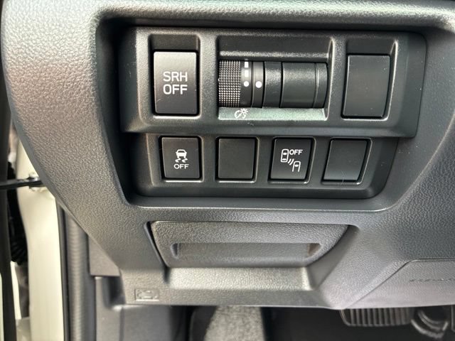 Used 2018 Subaru Crosstrek 2.0i Limited AWD/4WD image 32