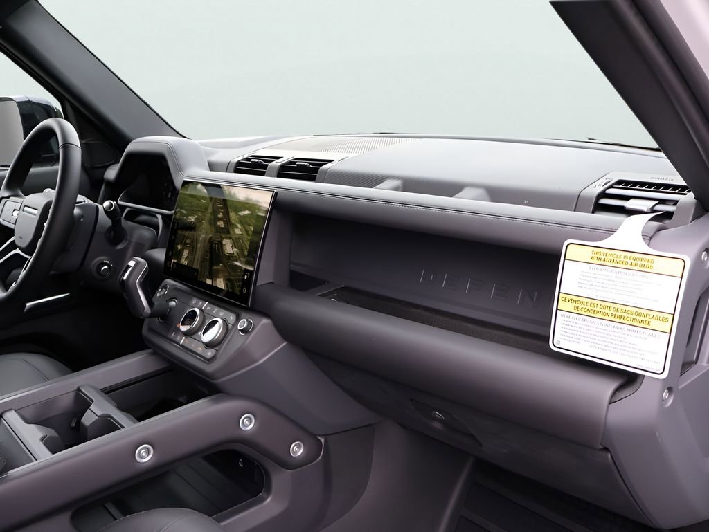 New 2026 Land Rover Defender 130 X-Dynamic SE AWD/4WD image 9