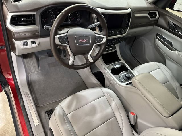 Used 2023 GMC Acadia SLT w/ Preferred Package FWD image 10
