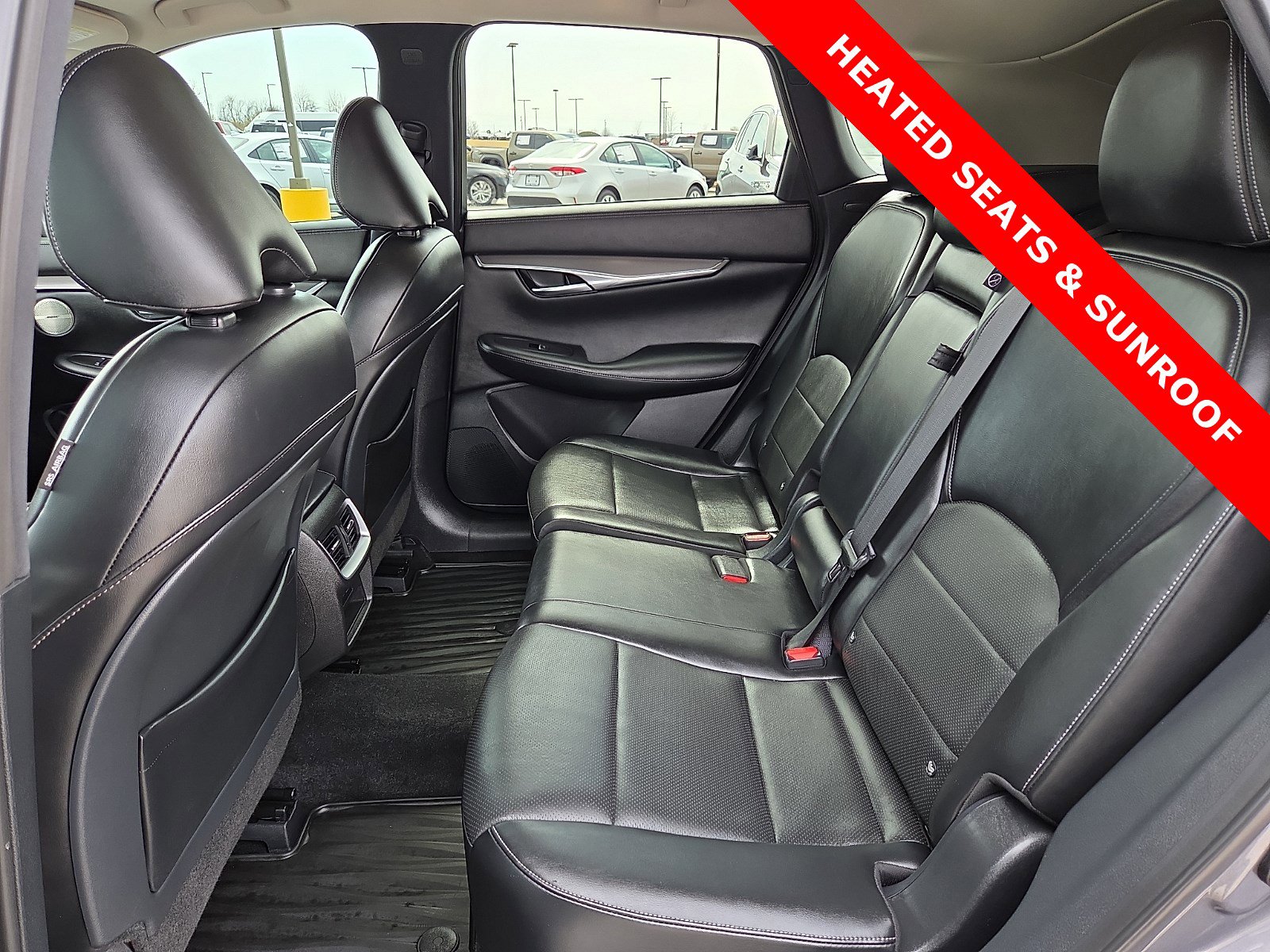 Used 2023 INFINITI QX50 Luxe FWD image 10