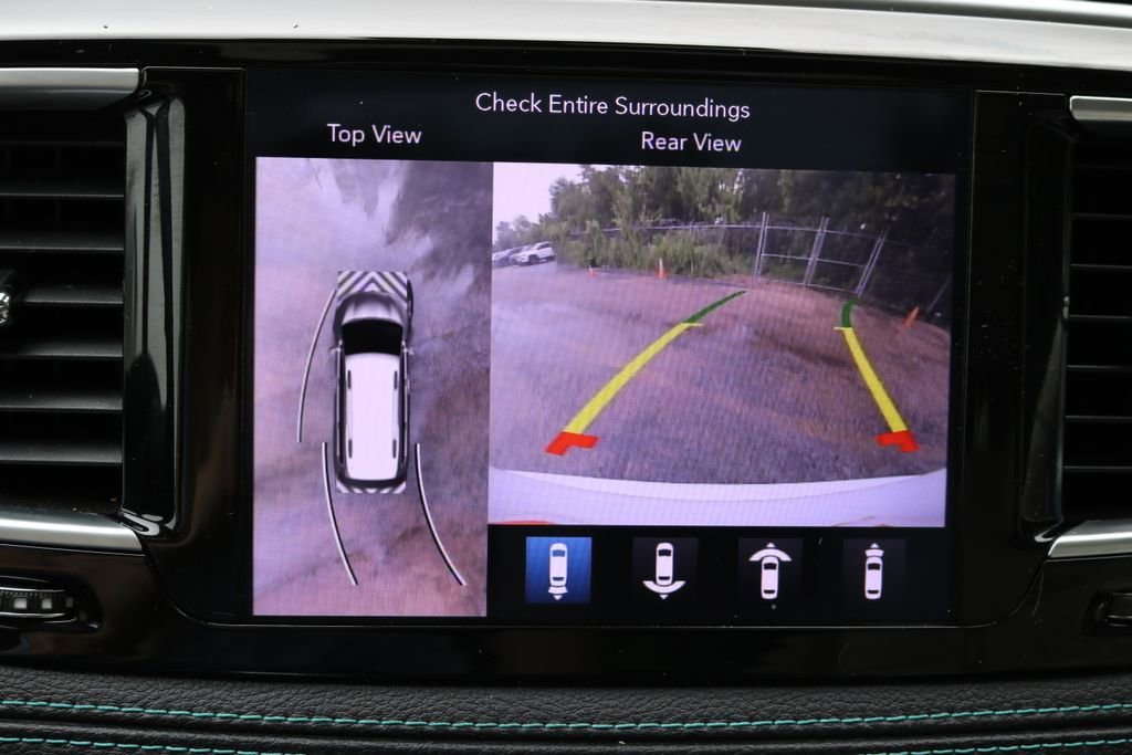 Used 2018 Chrysler Pacifica Limited w/ Advanced Safetytec Group FWD image 27