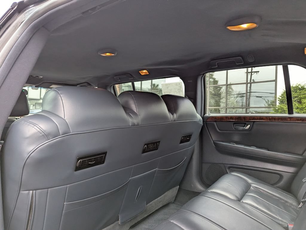 Used 2007 Cadillac DTS FWD image 41