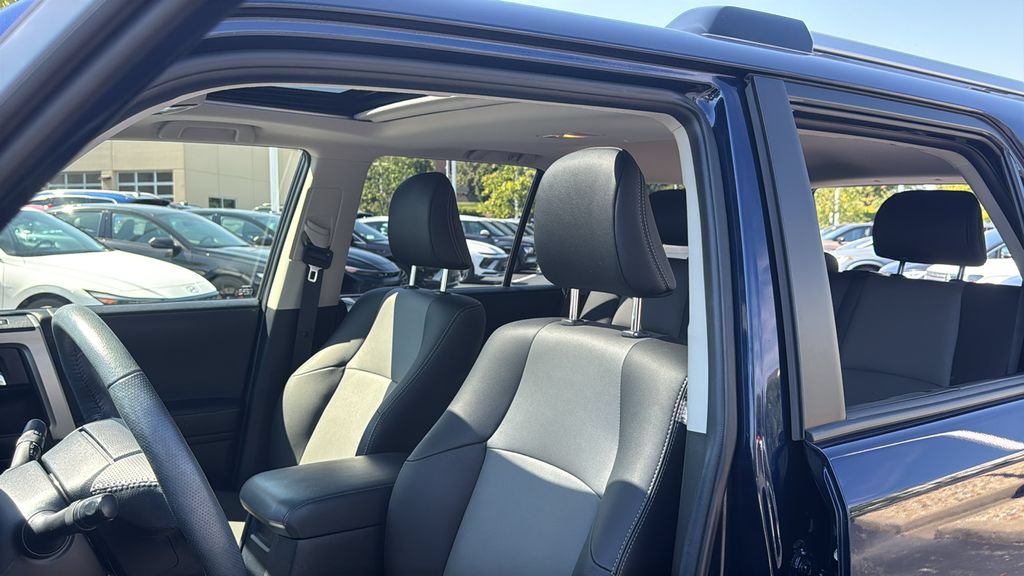 Used 2024 Toyota 4Runner SR5 Premium w/ Moonroof Package AWD/4WD image 14