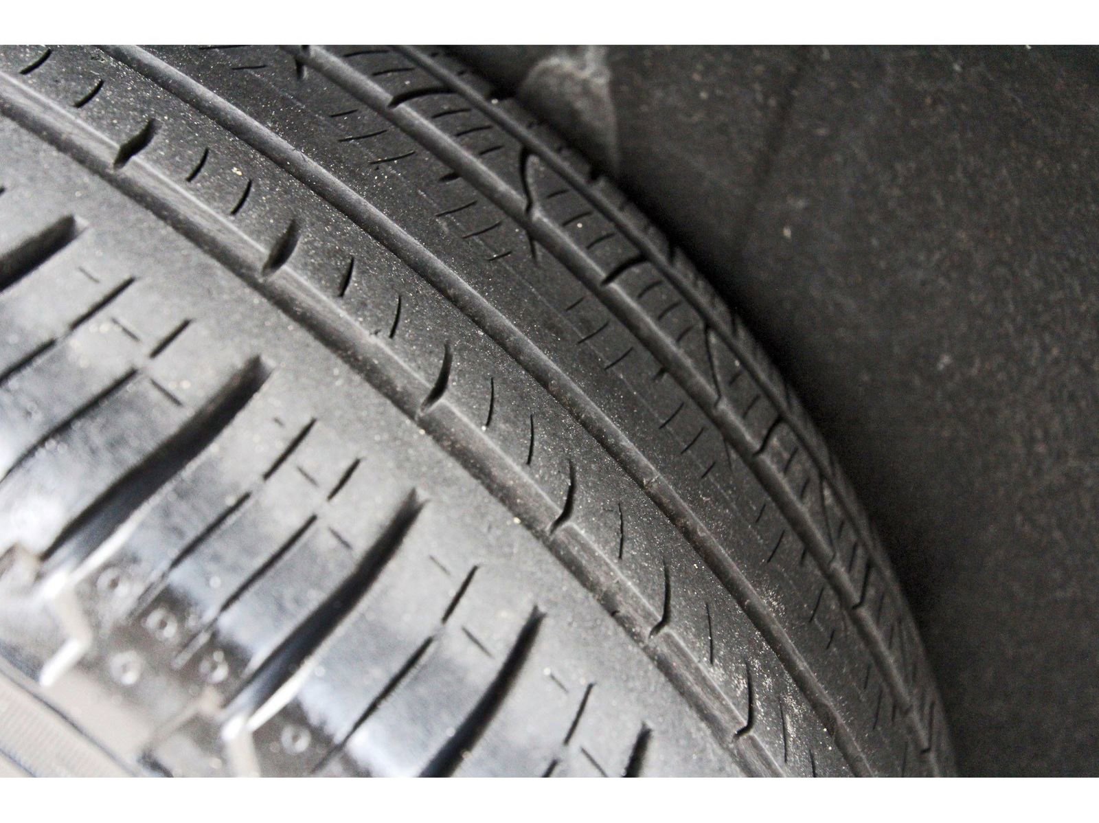 Used 2023 Dodge Durango R/T image 32