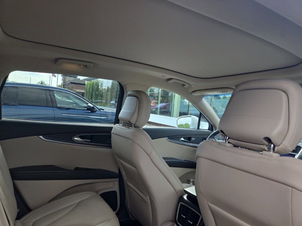 Certified 2020 Lincoln Nautilus Reserve AWD/4WD image 4