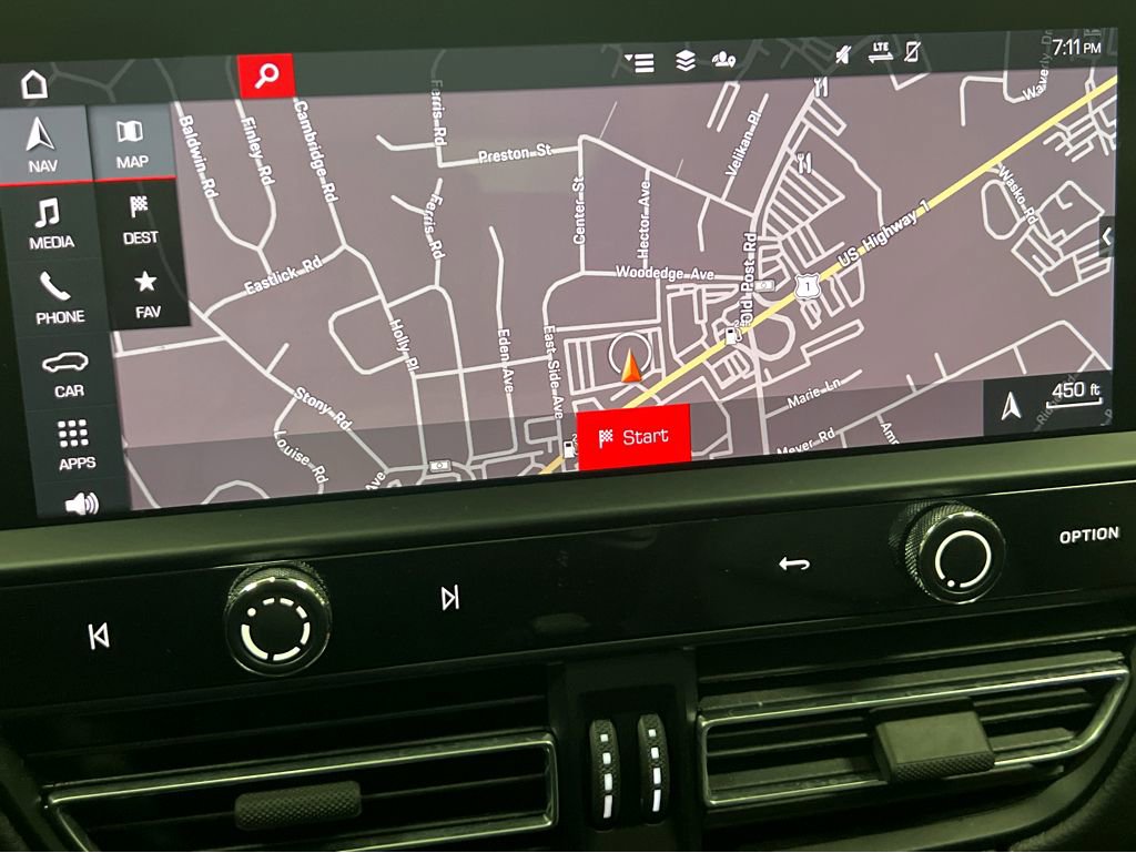 Used 2023 Porsche Macan image 15