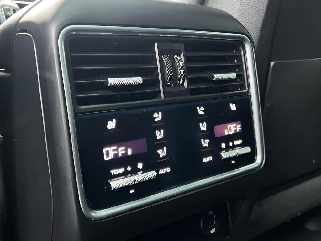 Used 2019 Porsche Cayenne S AWD/4WD image 21