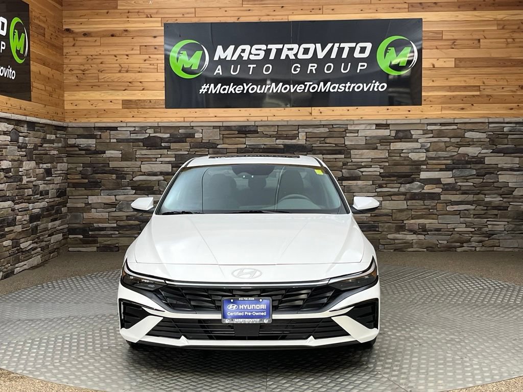 Used 2025 Hyundai Elantra SEL FWD image 7
