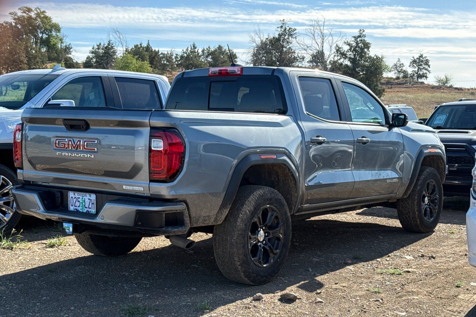 Used 2023 GMC Canyon Elevation w/ Elevation Premium Package RWD image 4