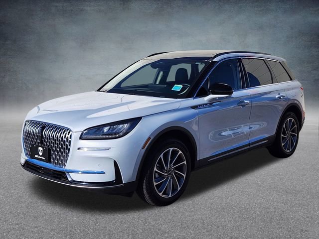 New 2025 Lincoln Corsair AWD w/ Equipment Group 101A image 3