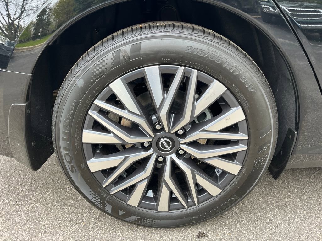 New 2026 Nissan Altima 2.5 SV FWD image 12