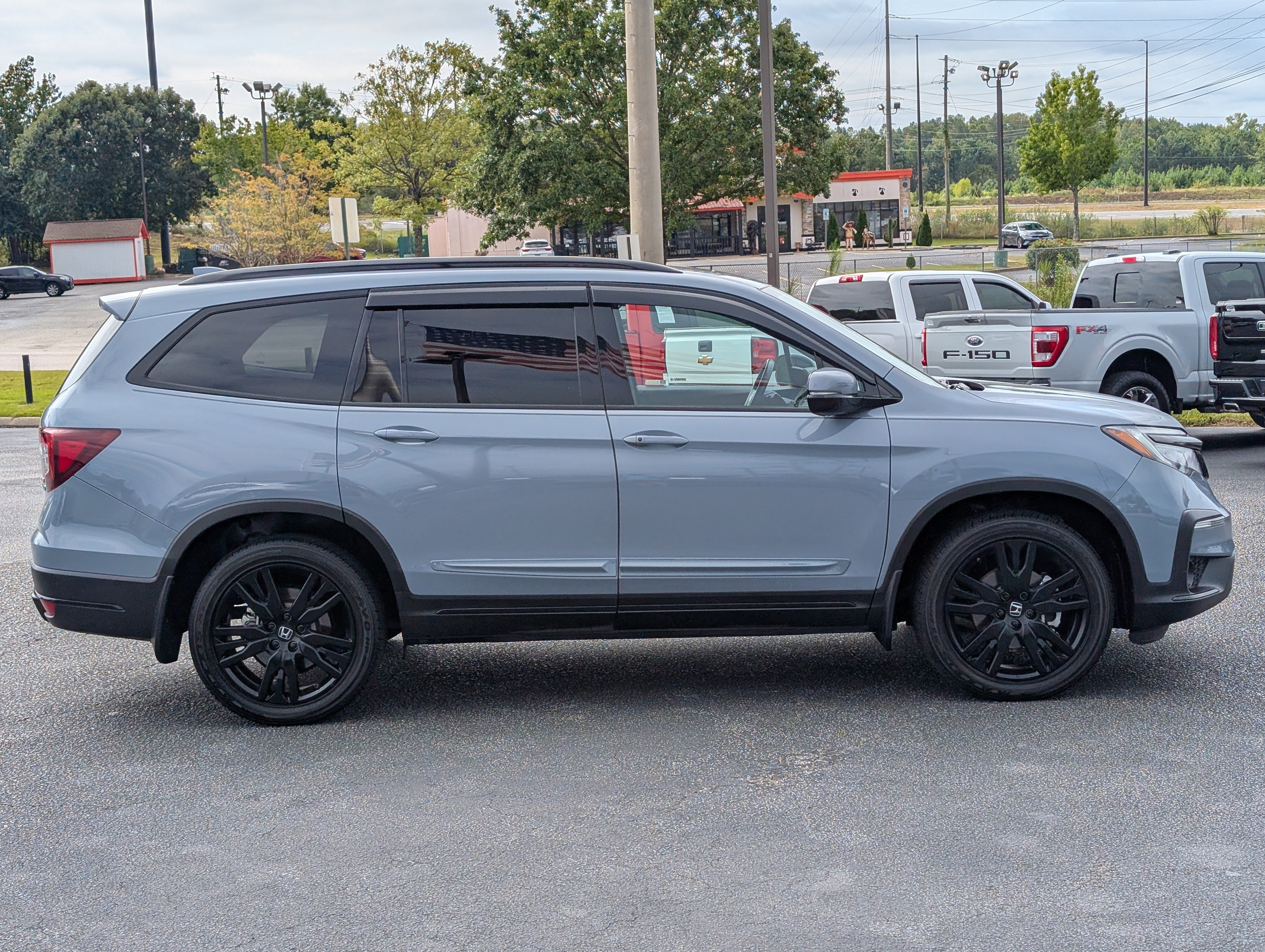Used 2022 Honda Pilot Black Edition image 13