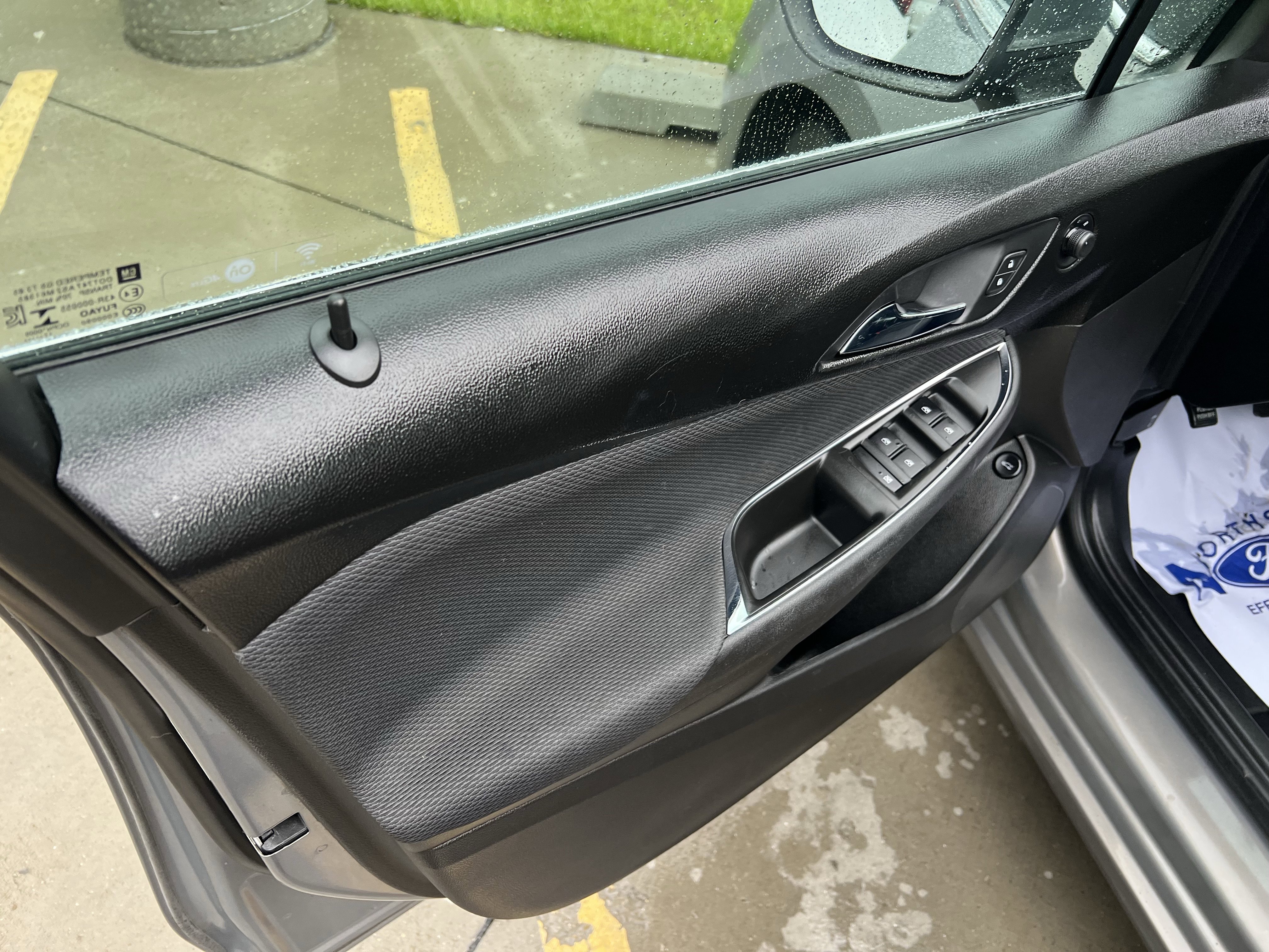 Used 2018 Chevrolet Cruze LT FWD image 13