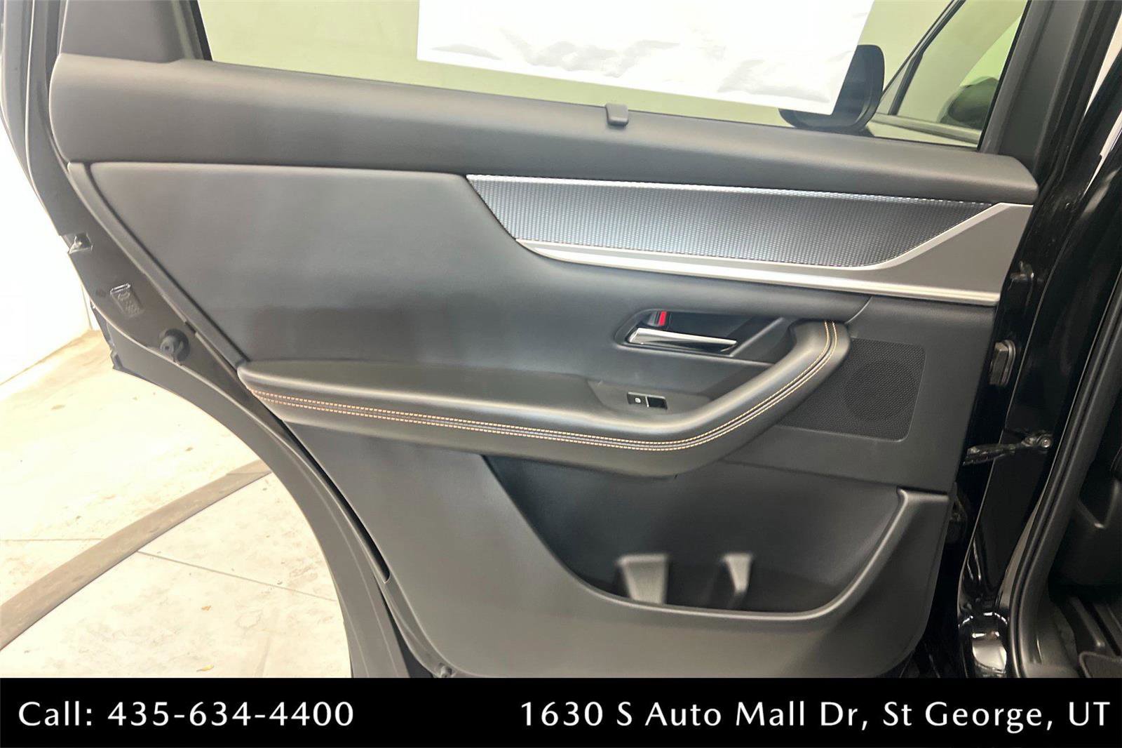 New 2025 MAZDA CX-90 3.3 Turbo w/ Preferred Package image 18