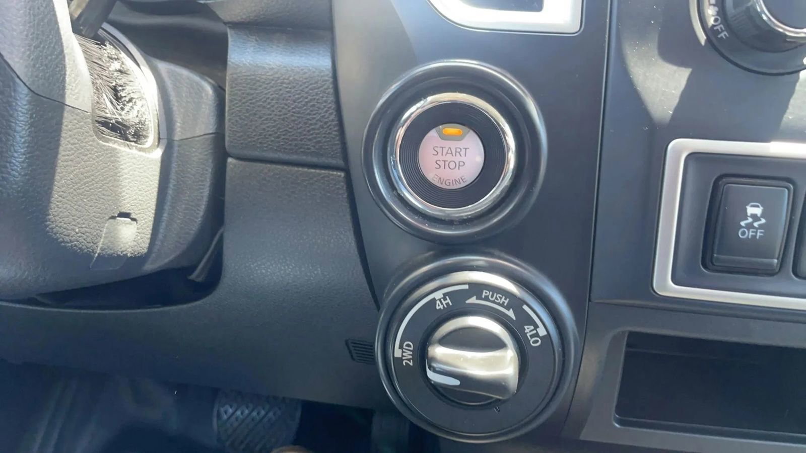 Used 2019 Nissan Titan S w/ S Utility Package AWD/4WD image 16
