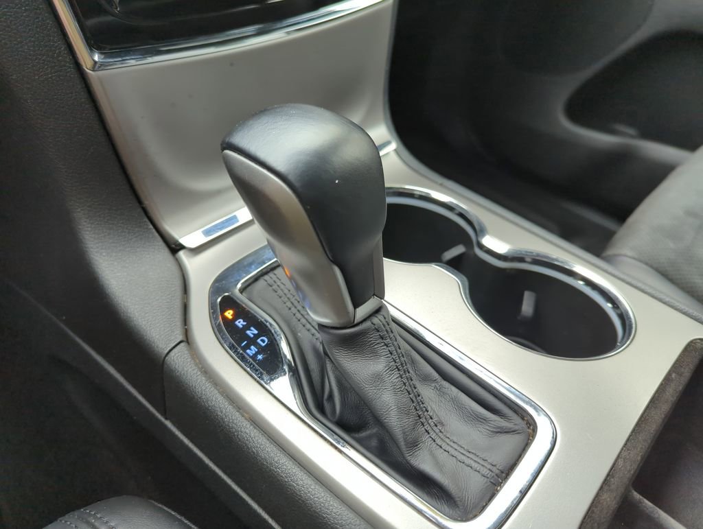 Used 2019 Jeep Grand Cherokee Altitude image 26