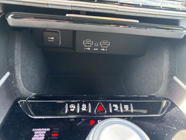 Used 2024 Jeep Wagoneer 4WD image 10