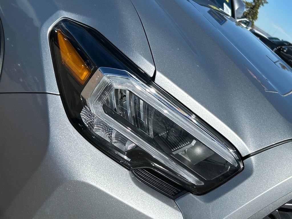 Used 2020 Toyota Tacoma TRD Off-Road w/ TRD Premium Off Road Package image 26