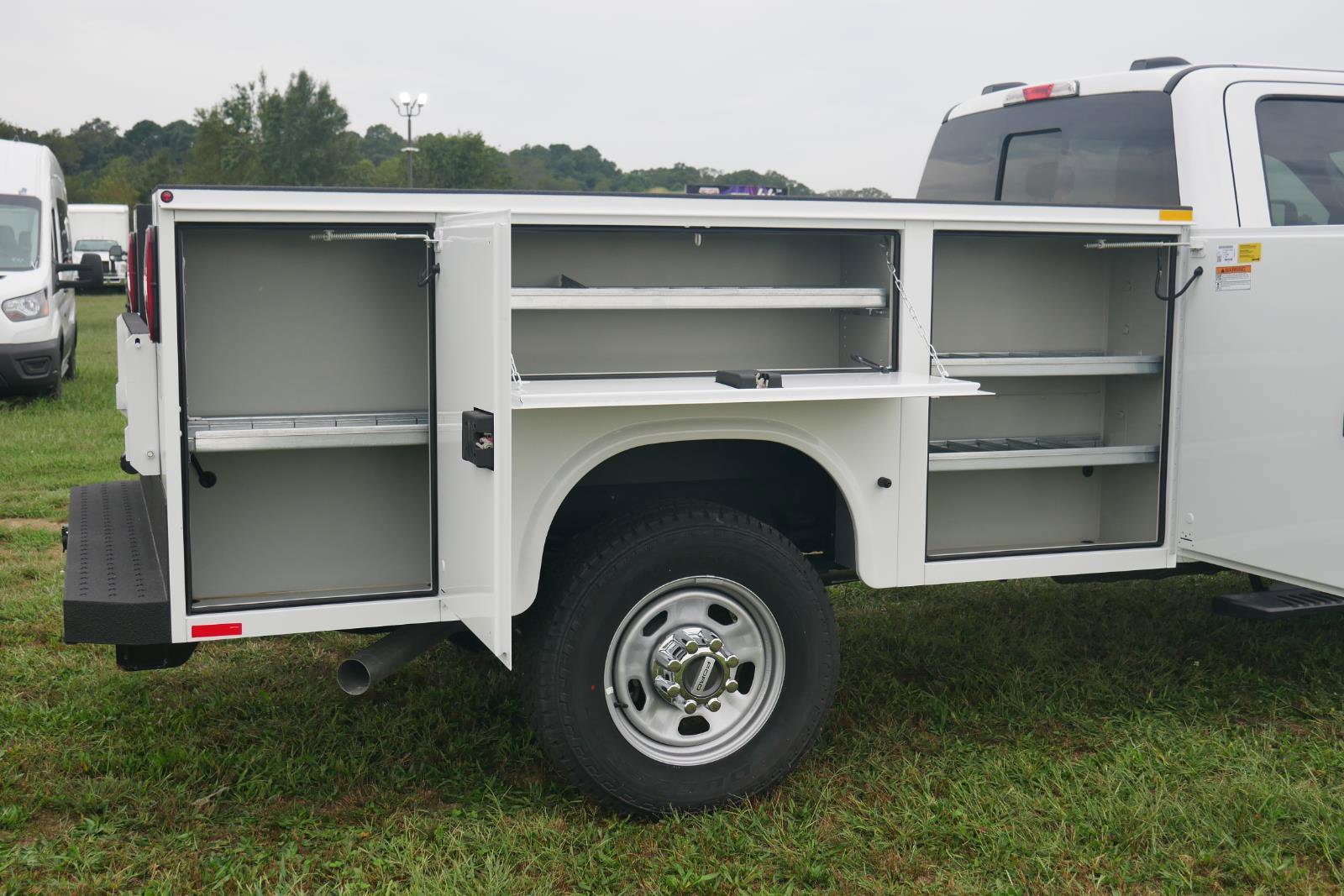 New 2025 Ford F350 XL w/ XL Chrome Package image 13