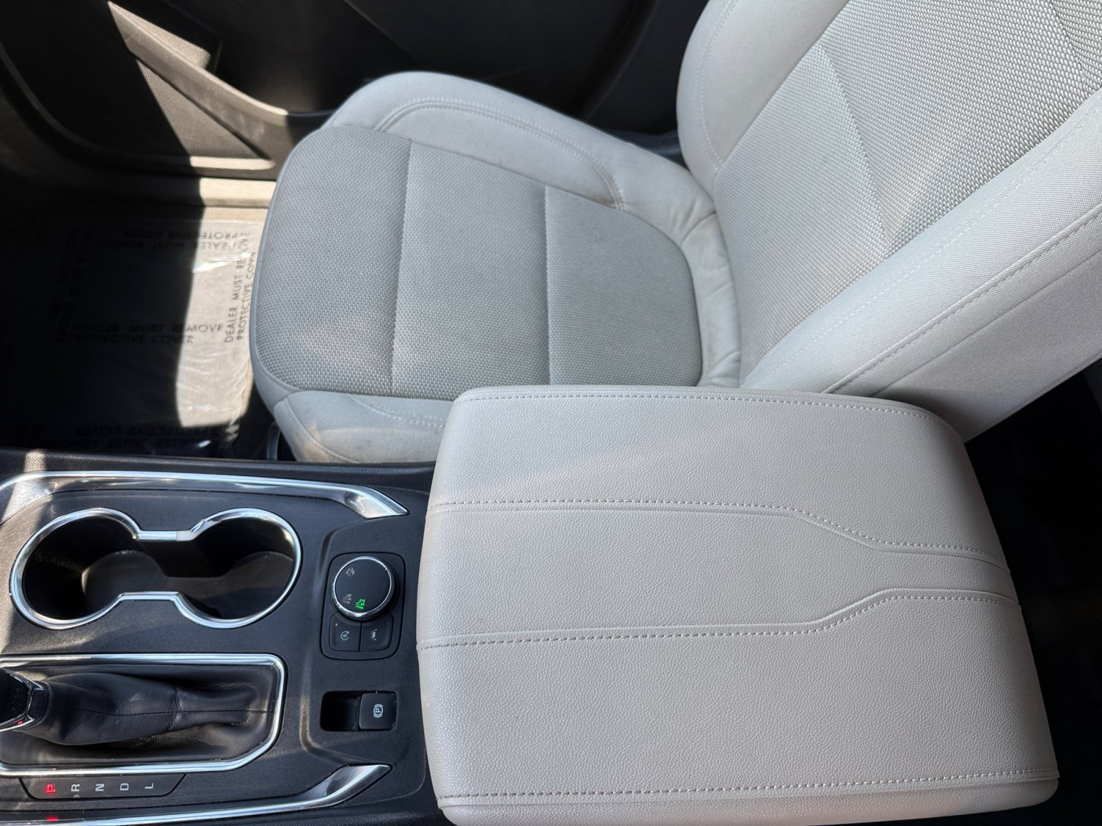Used 2022 Chevrolet Traverse LS AWD/4WD image 14