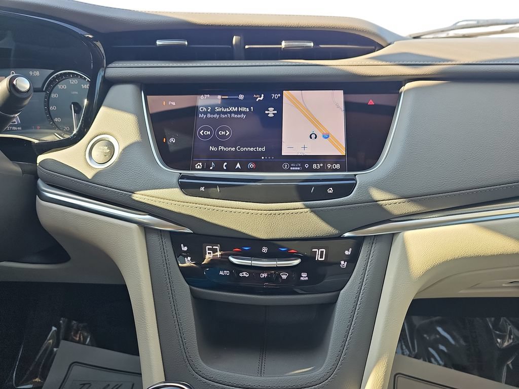 Used 2022 Cadillac XT5 Premium Luxury w/ LPO, Floor Liner Package FWD image 20