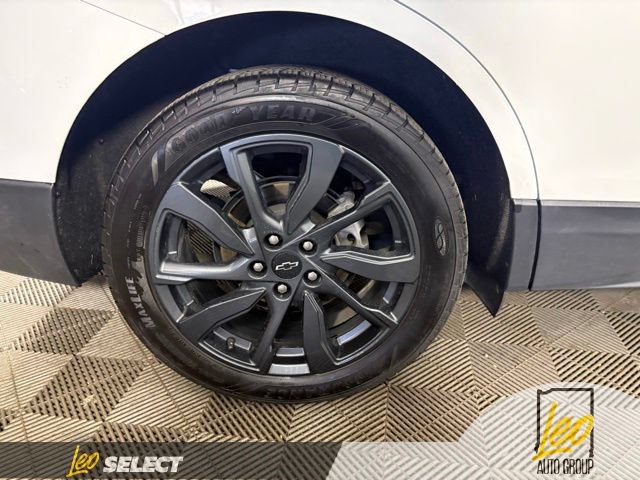 Used 2022 Chevrolet Equinox RS w/ Infotainment Package AWD/4WD image 25