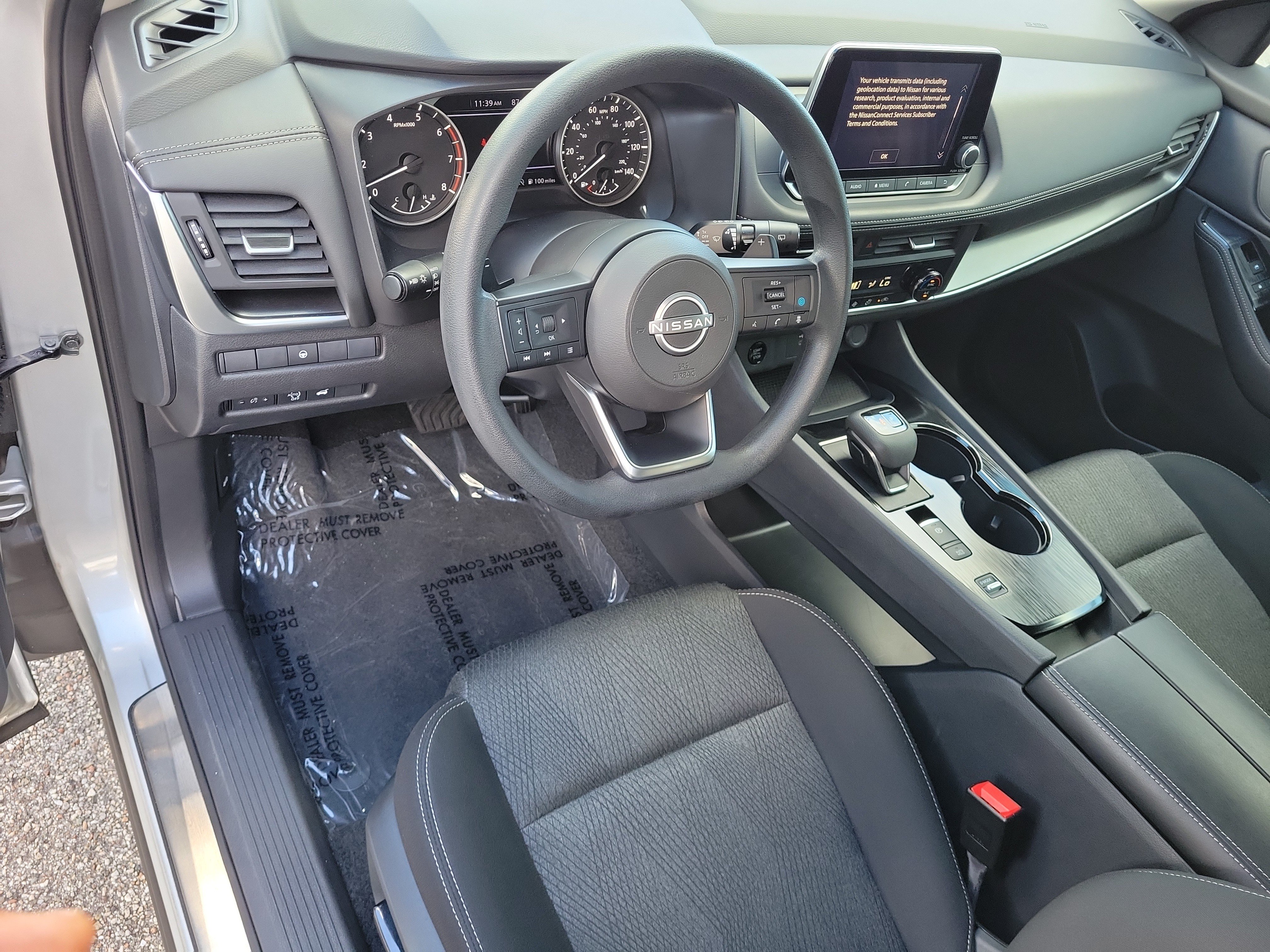Certified 2024 Nissan Rogue SV FWD image 15