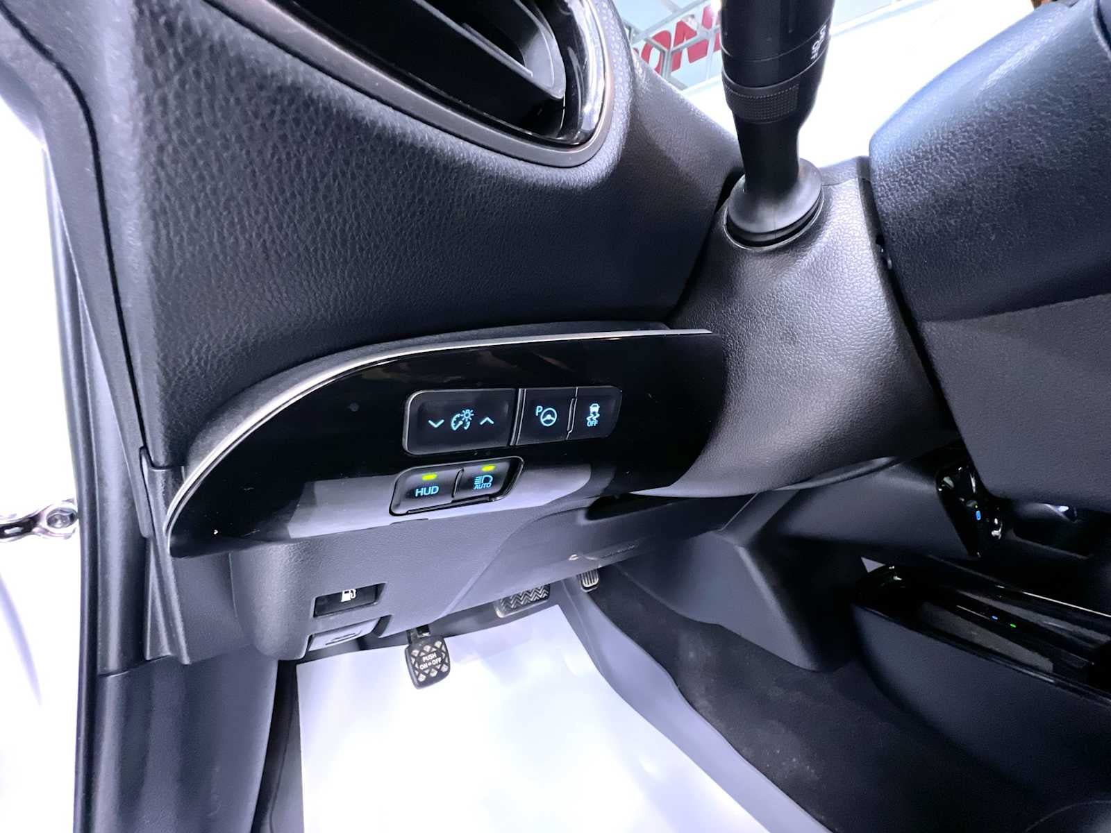 Used 2019 Toyota Prius XLE w/ Advanced Technology Package AWD/4WD image 16