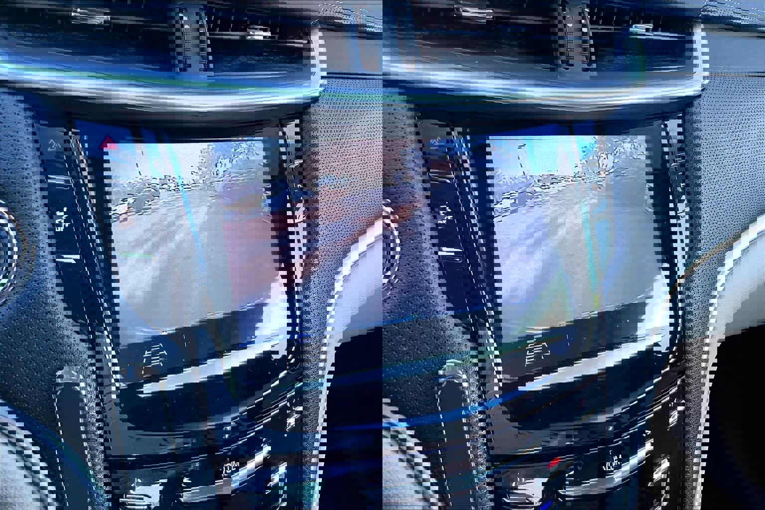 Used 2019 Cadillac XTS image 25