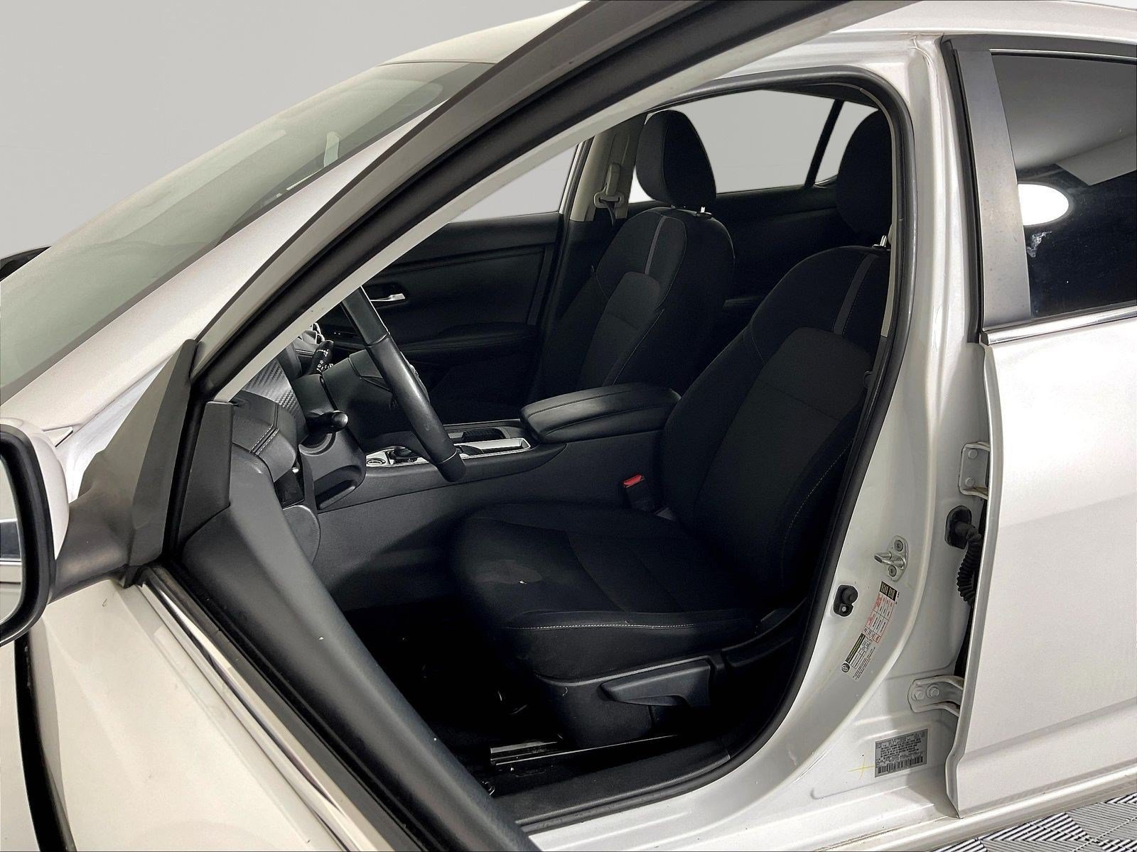 Used 2023 Nissan Sentra SV w/ All-Weather Package FWD image 21