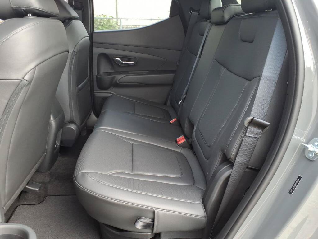 New 2027 Hyundai Santa Cruz SE AWD/4WD image 7