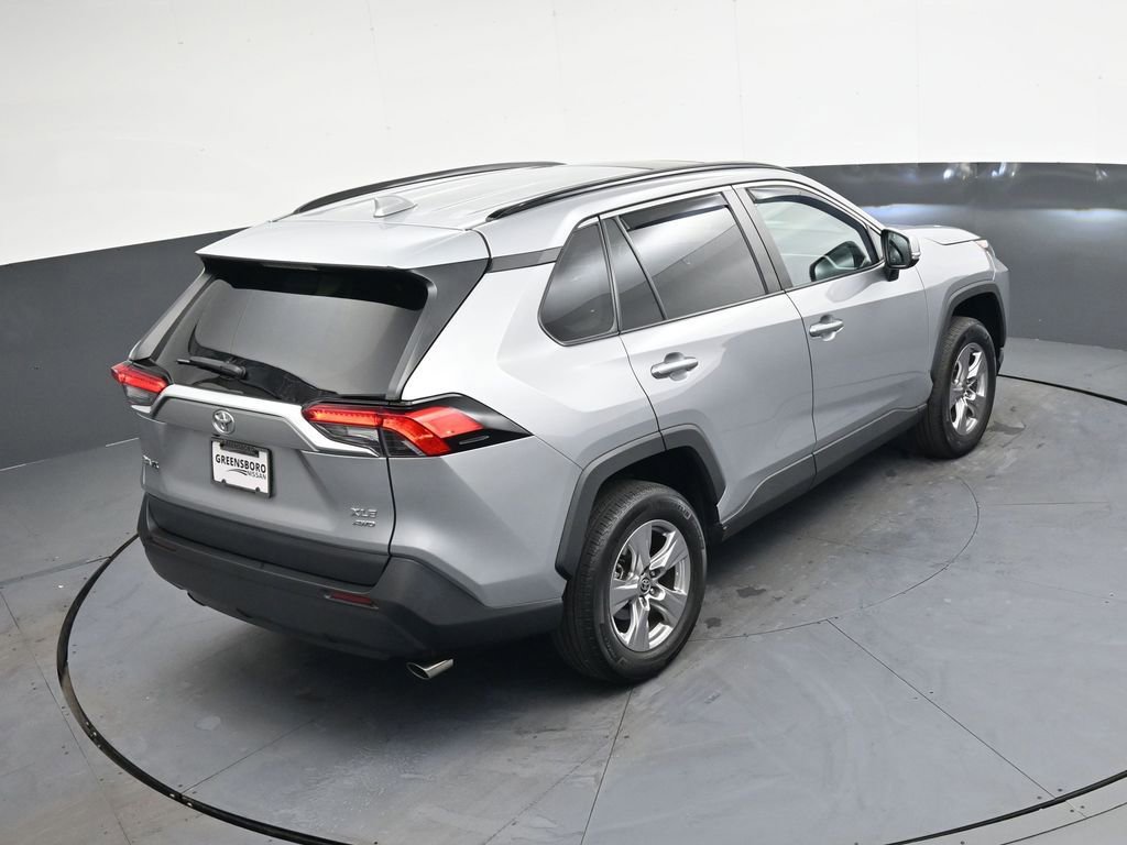 Used 2023 Toyota RAV4 XLE w/ Convenience Package image 28
