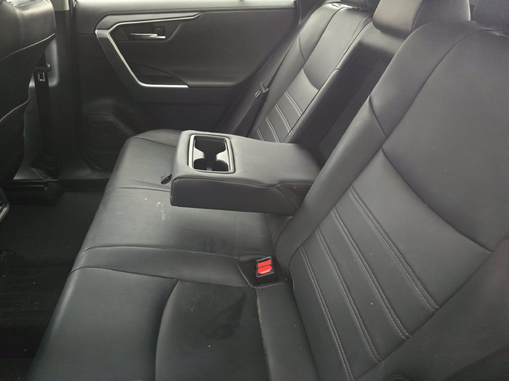 Used 2019 Toyota RAV4 Limited w/ Carpet Mat Package AWD/4WD image 21