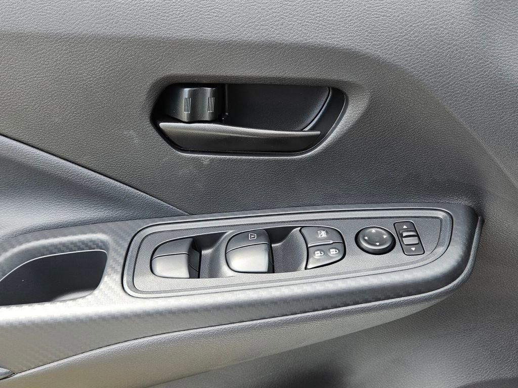 New 2025 Nissan Versa S w/ Trunk Package image 31