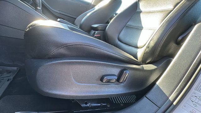Used 2017 Volkswagen Jetta SEL image 24