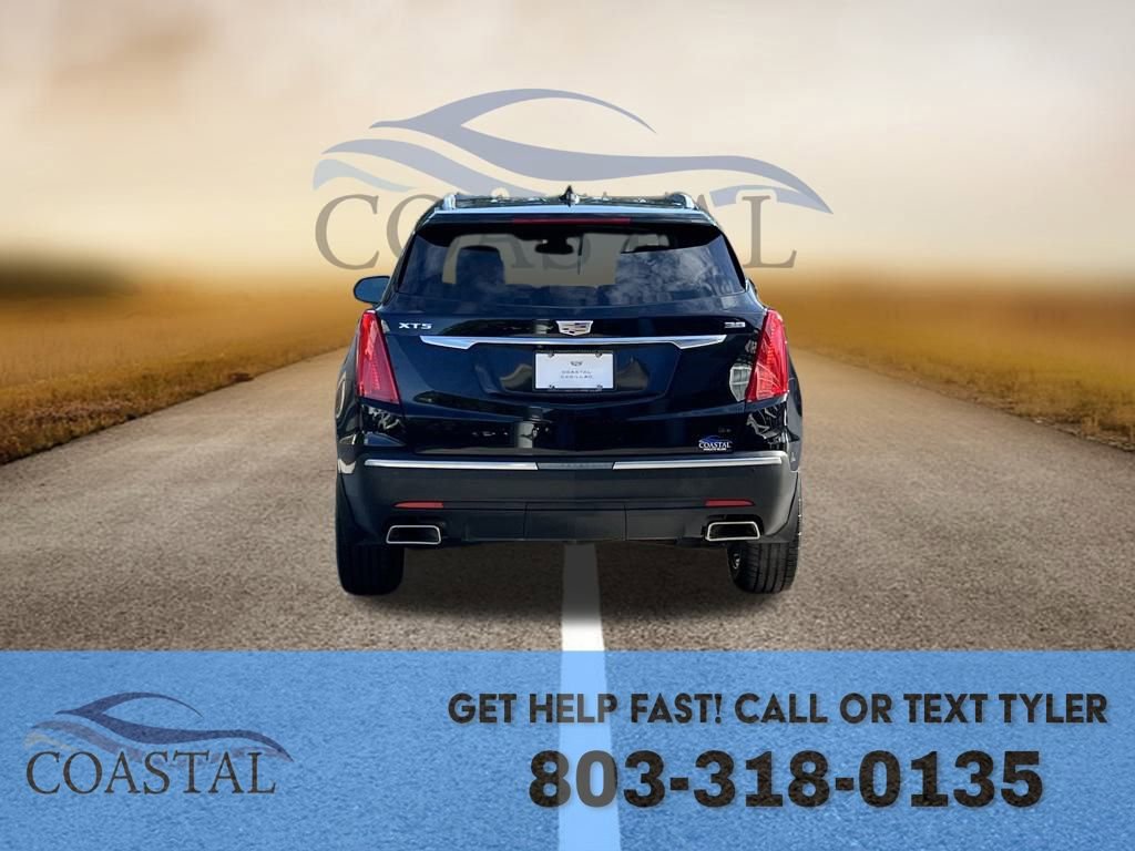 Used 2018 Cadillac XT5 Luxury w/ Driver Awareness Package image 15