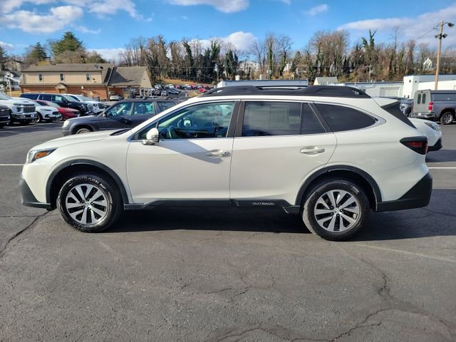 Used 2022 Subaru Outback Premium image 4
