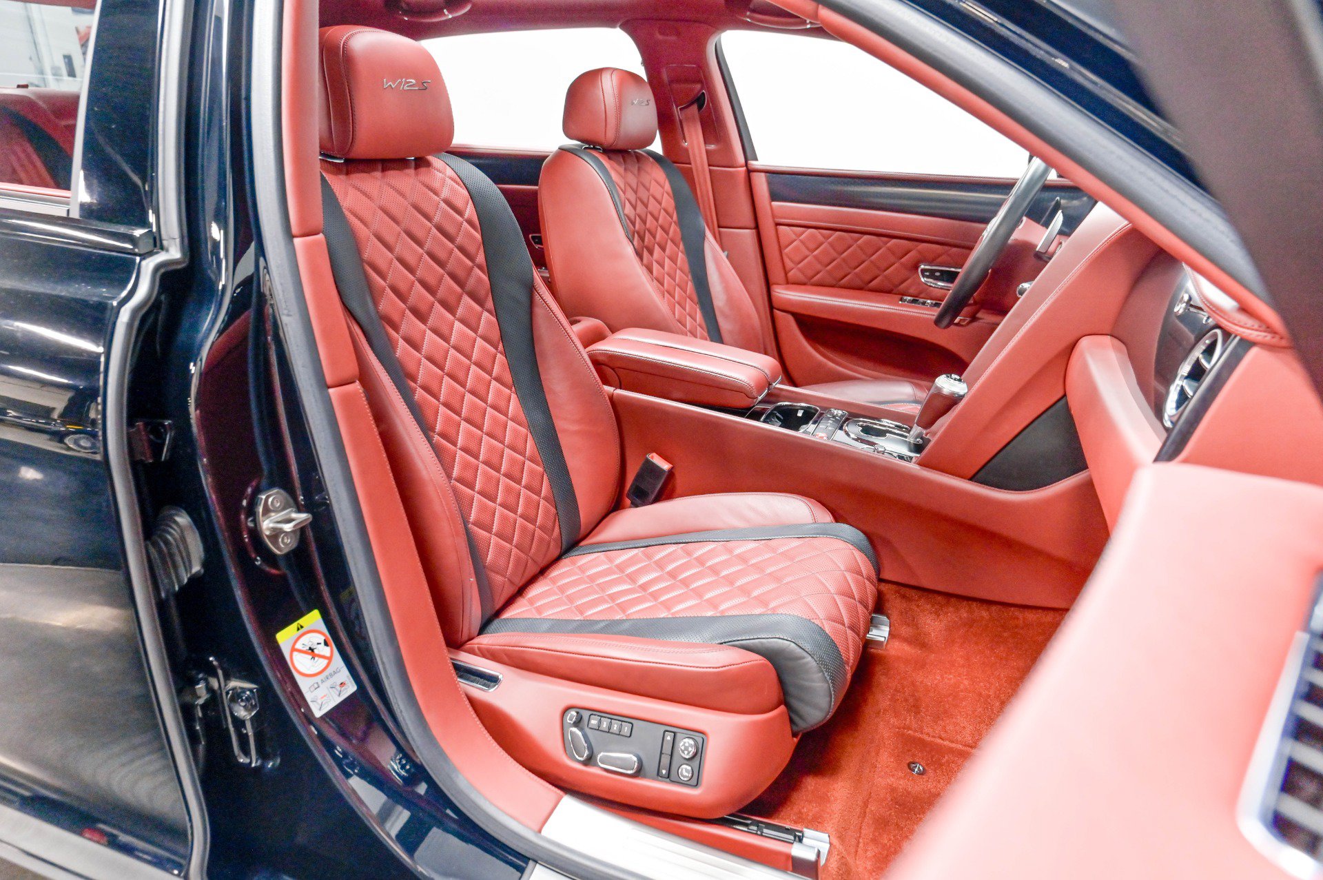 Used 2017 Bentley Flying Spur S W12 AWD/4WD image 35