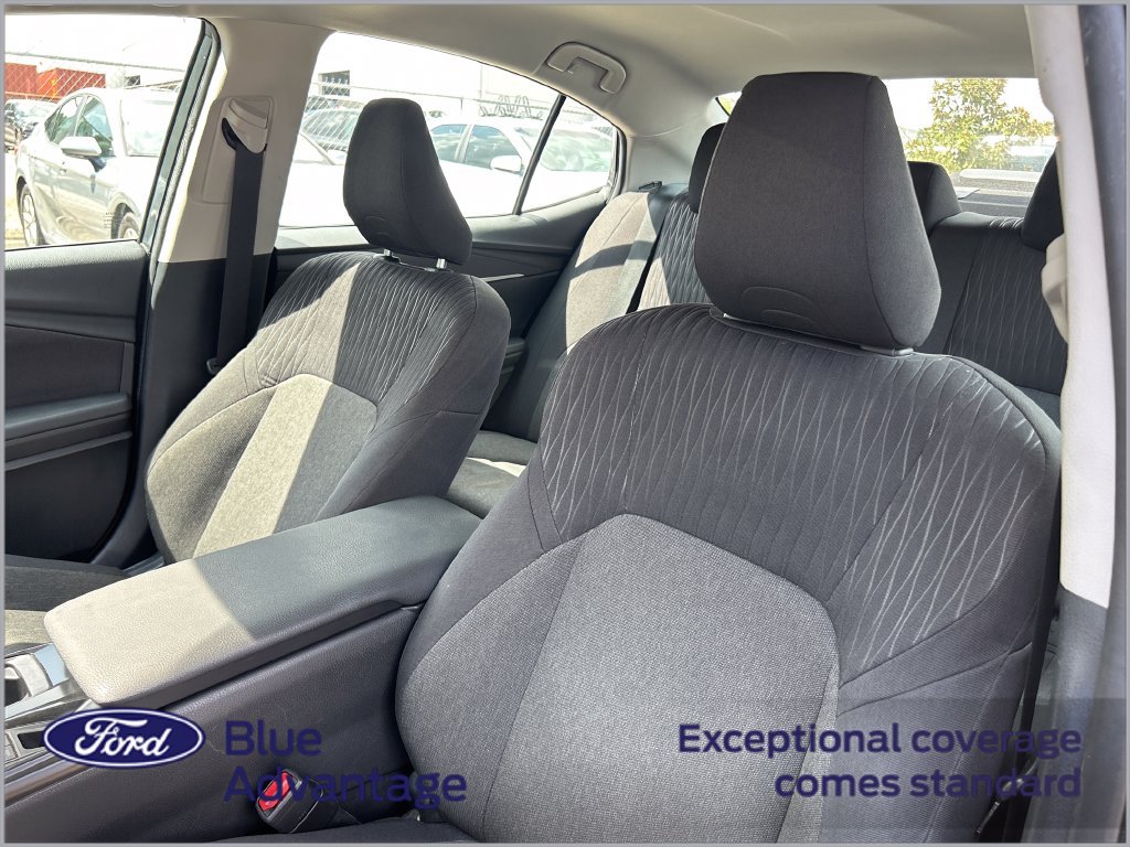 Used 2025 Toyota Camry LE FWD image 11